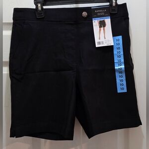 Rafaella Black Shorts Classic Mid-Length Style